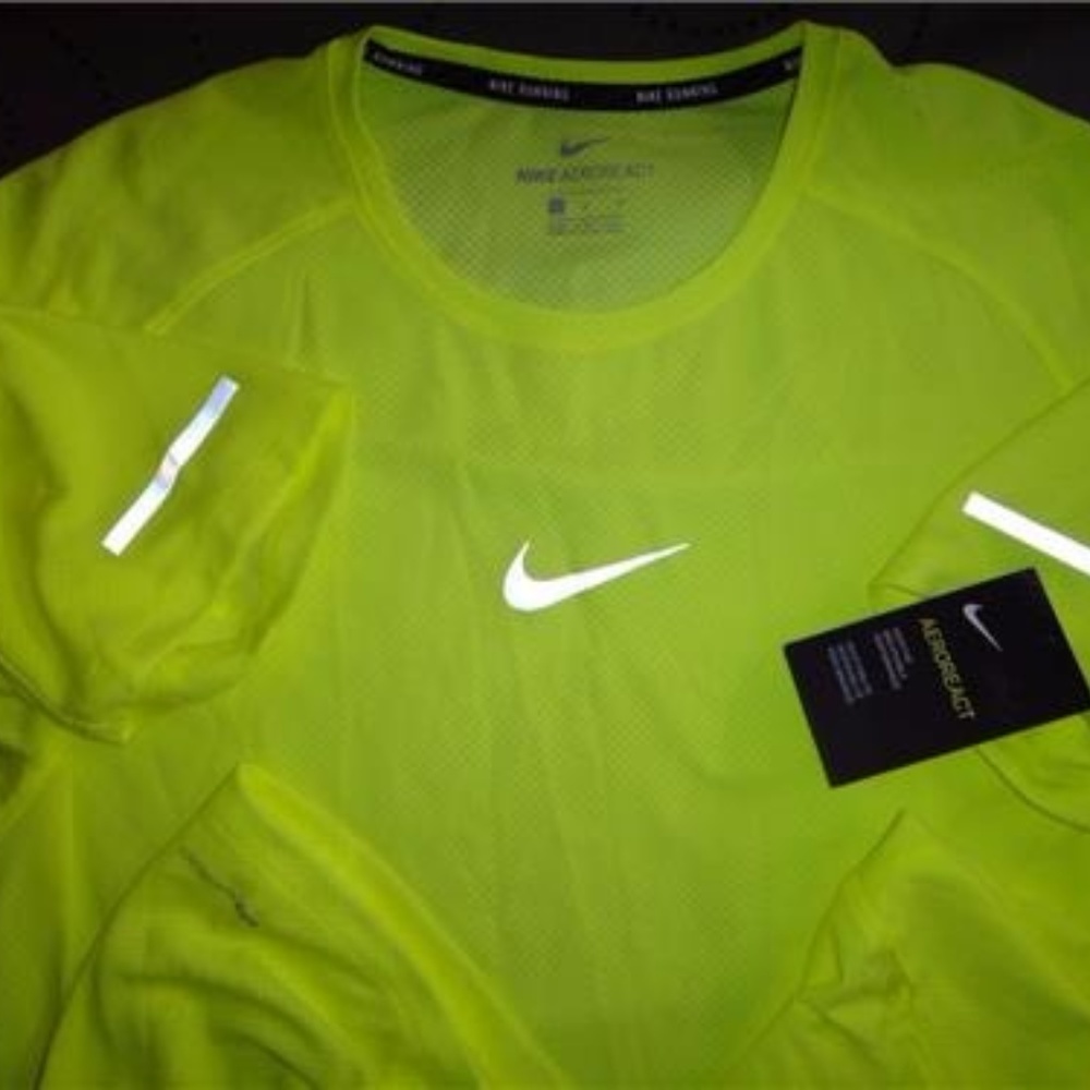 NIKE AEROREACT RUNNING YELLOW VOLT SHIRT L MEN NWT $90.00